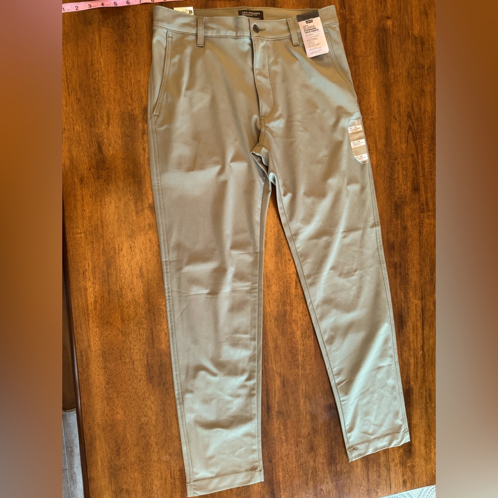 Brand new Levi XX Chino pants.  Olive green.  Tags attached.  32X32.